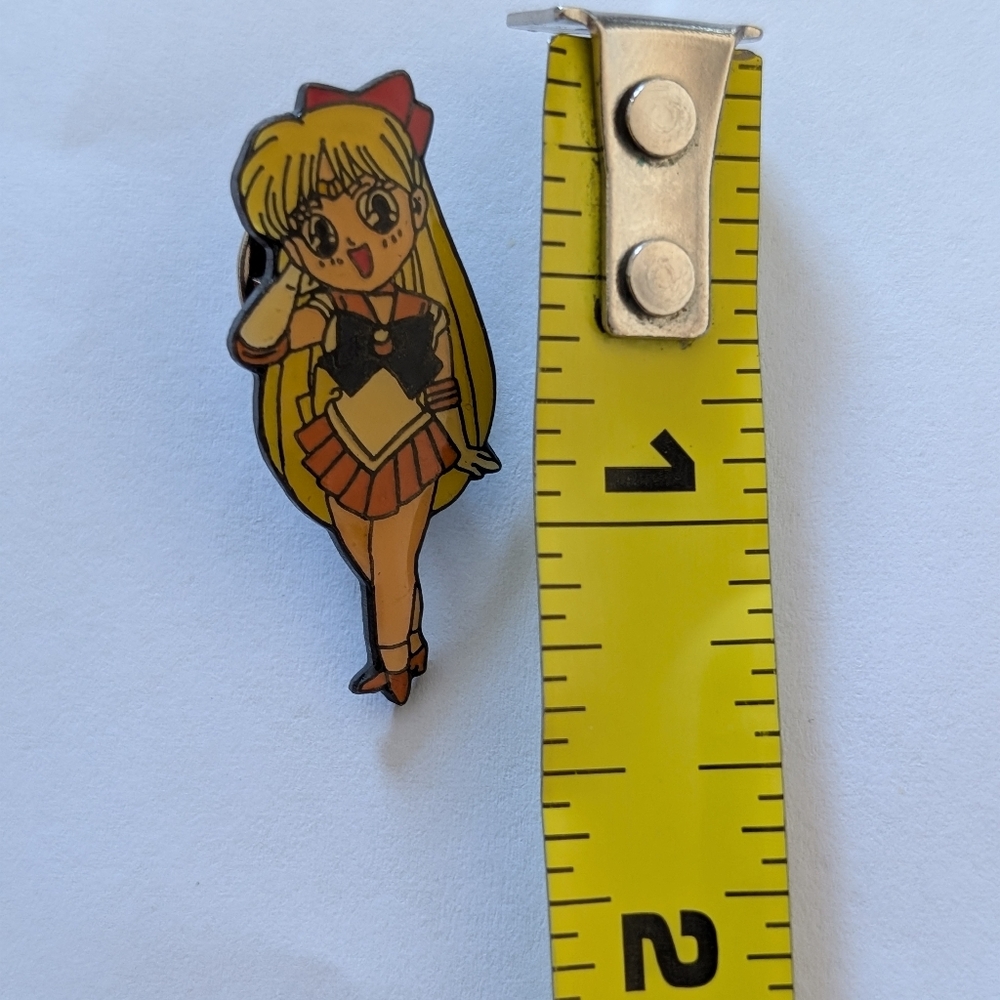 Vintage 1990s Sailor Venus Enamel Lapel Pin
